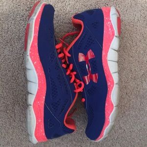Under armour sneakers lightly worn